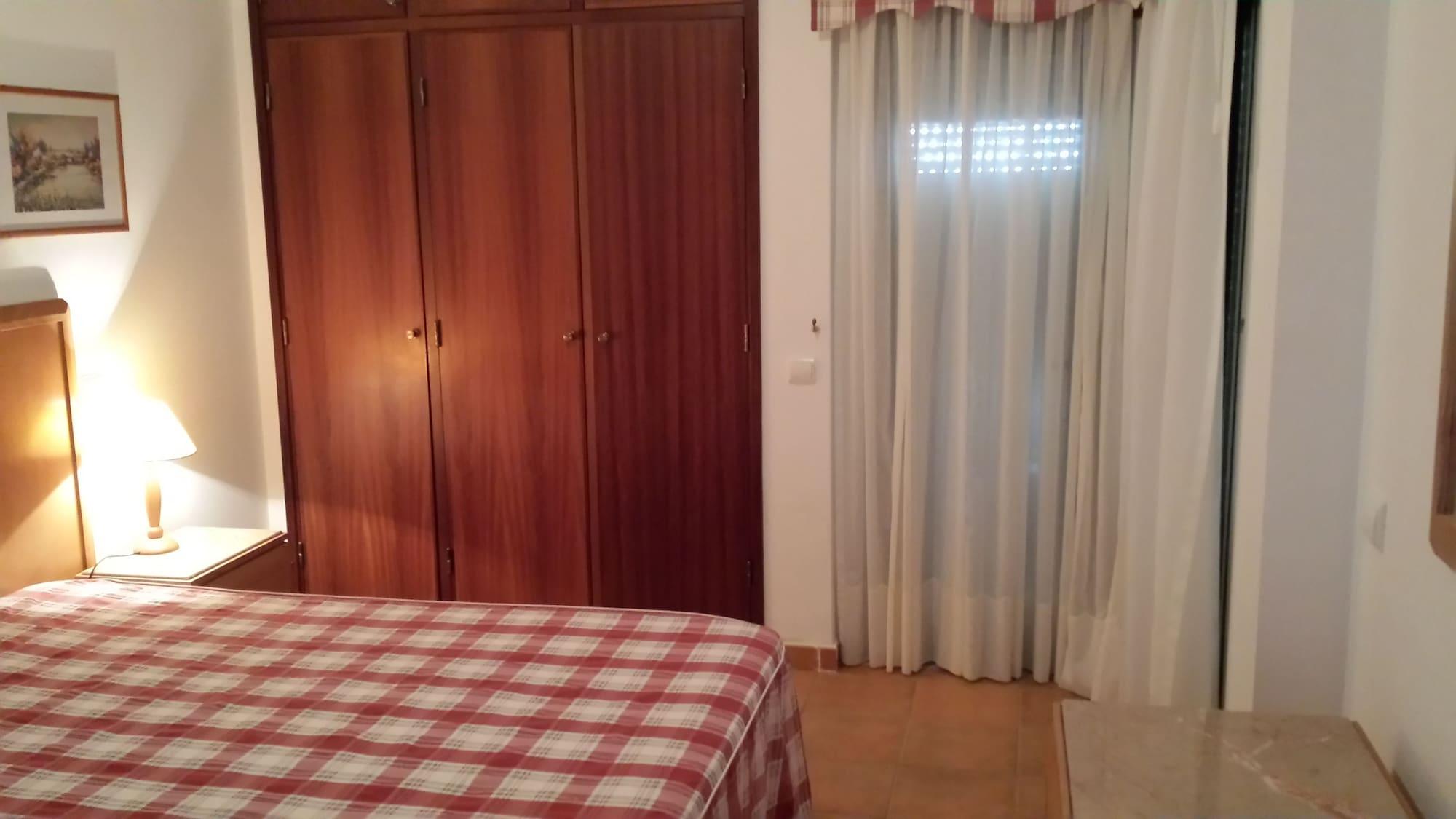 Clube Meia Apartahotel 3*